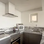Bay Terrace Ii Apartment *